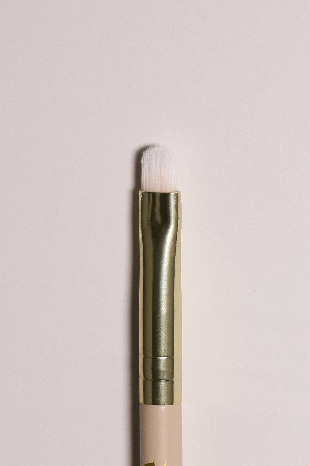 014 The Eye + Lip Brush
