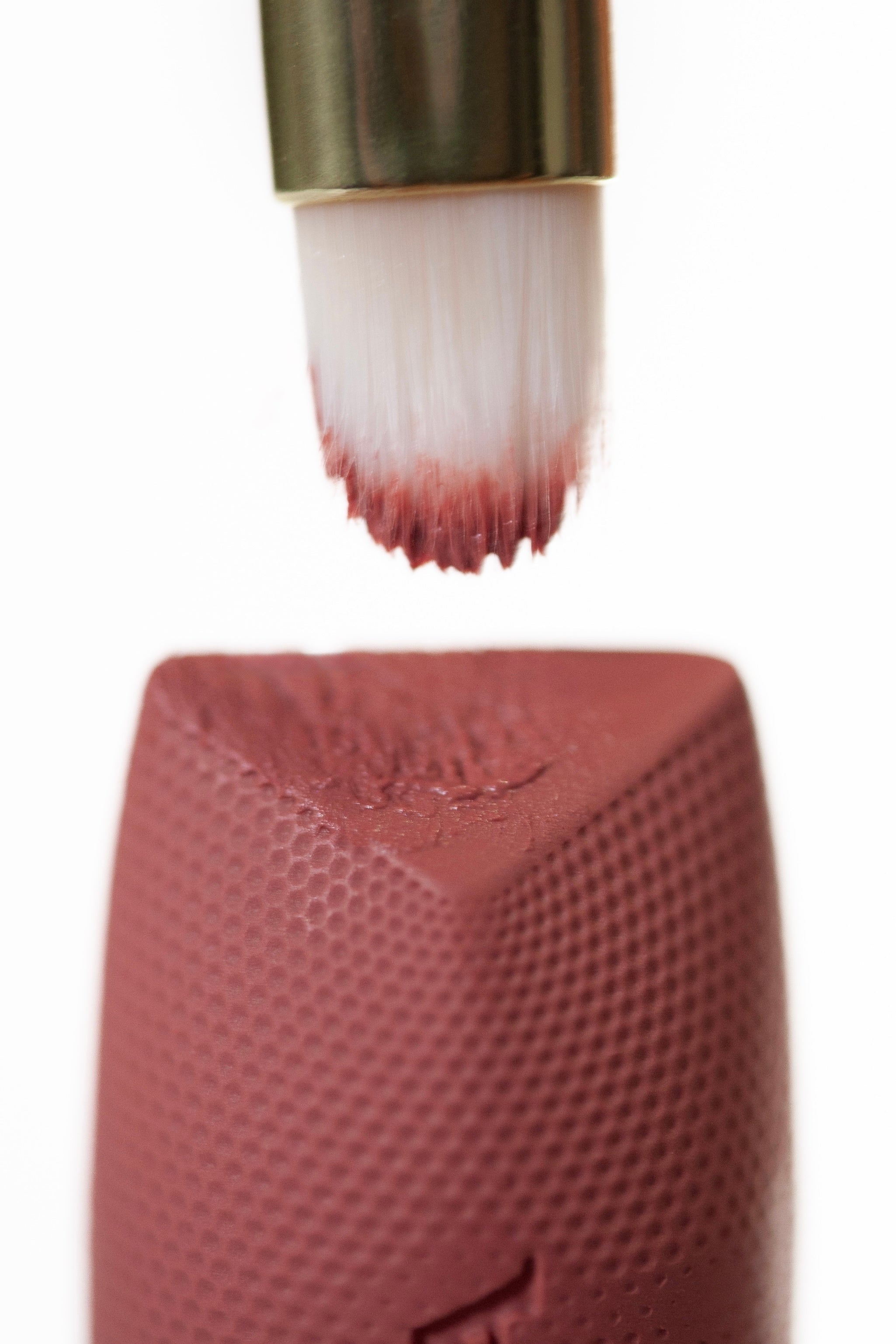 014 The Eye + Lip Brush