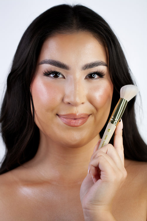 004 Crème + Liquid Brush