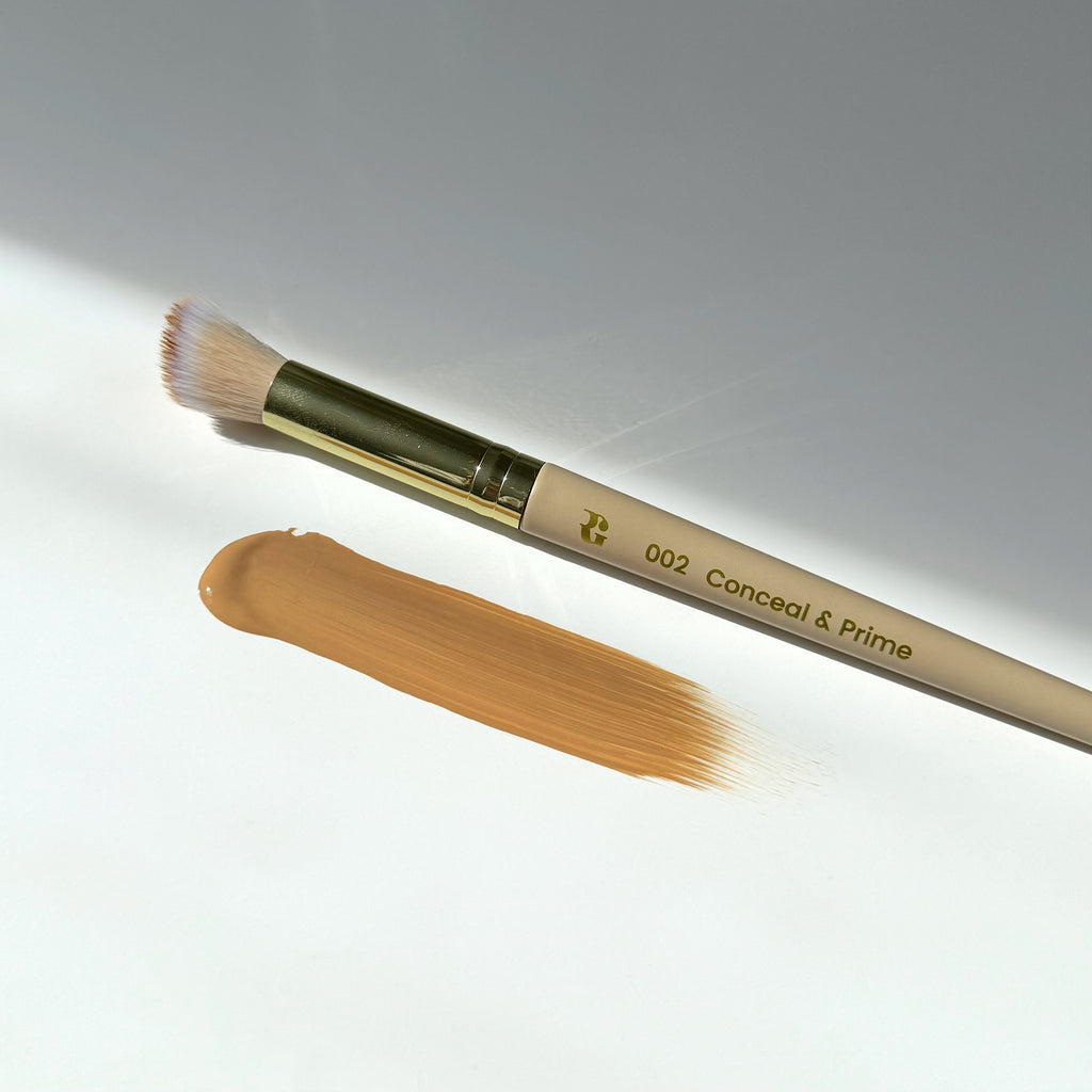 002 Conceal + Prime Brush