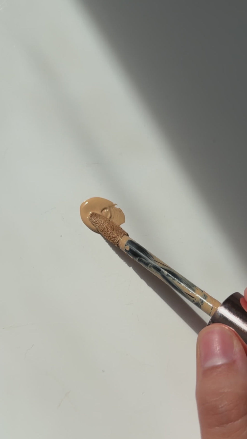002 Conceal + Prime Brush